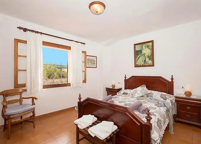 Вілла Near By Renthousing